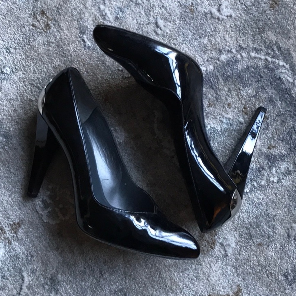 Stuart Weitzman patent pumps - Picture 3 of 10